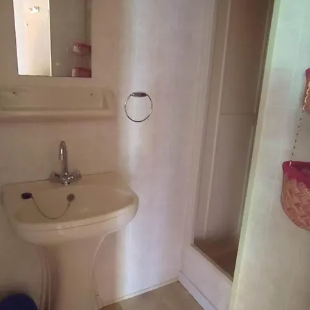 Кемпинг Mobil Accessible Pour 4 Pers. - Api-1-52-2145 *